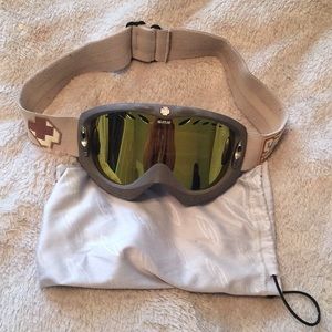 Spy snowboarding goggles